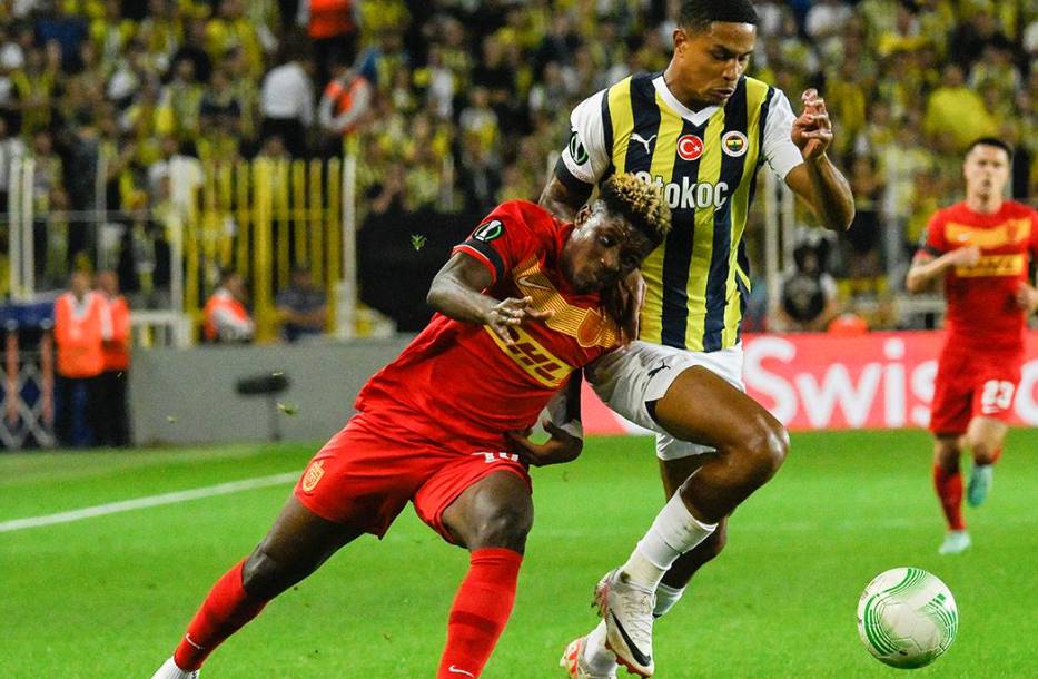 Fenerbahçe’nin Genç Yıldızı Jayden Oosterwolde’den Parlayan Performans